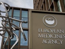 Европейската агенция по лекарствата продължава да извършва оценка на неразрешени ваксини