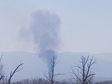 Пожар близо до Околовръстното на Пловдив!