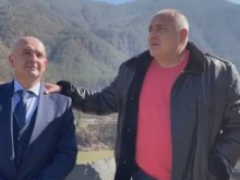 Премиерът съобщи голяма новина за генерал Мутафчийски! Роди се бебе Виктор!