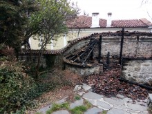 Вижте трагичното състояние в което са култовите "Конюшните на царя"
