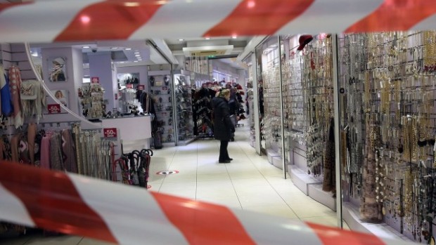 БГНЕС
Повечето магазини за търговия на дребно в Гърция възстановяват работата
