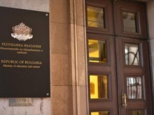 МОН ще проследява реализацията на завършилите професионално образование