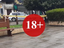 От полицията казаха от какво е починал мъжът, строполил се до община Бургас!