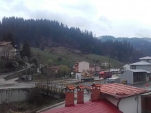 В Родопите: Мъж побърка съседите с мощна нощна музика