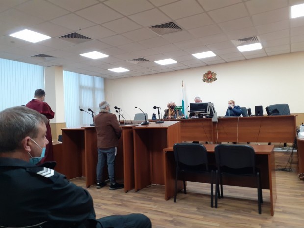 15 000 лева обезщетение поискаха в Пловдив родителите на малолетните