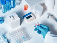 COVID-19: Почти еднакъв брой заразени и излекувани за денонощието