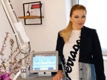 Фенове едва разпознаха любимката си Десислава