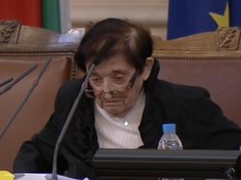 Зайкова за оставката на правителството на Борисов: Срам и пренебрежение