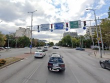 Облекчават левия завой на натоварено кръстовище в Пловдив