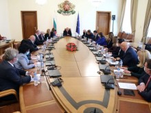 Правителството взе решение за постепенно изтегляне на българския контингент в Афганистан