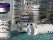 България ще получи над 750 000 допълнителни дози от ваксината на "Пфайзер"