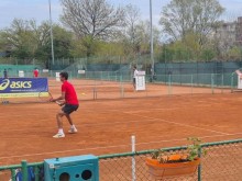 Двама наши стигнаха полуфинал в тенис турнира "Пловдив къп"