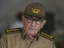 Раул Кастро подава оставка и една епоха в Куба приключва