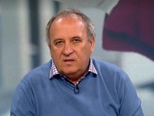 Проф. Темелков: Броят на тежките случаи ще намалее след 3-4 седмици