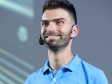 "Гугъл" ще инвестира над 1,5 милион долара в идеята и платформата на българин