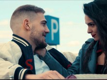 Даяна от "Фермата" показа гаджето в клип