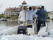 Лодката от Росенец се върнала с 37 милиарда лева