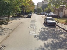 Шофьор губи равновесие пред спрели го за проверка полицаи в Пловдив