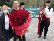 Невероятно красива покана за бал в Пловдив