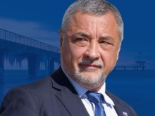 НФСБ: Още с първите си закони "Изправи се! Мутри вън!" спасяват спонсорите си от съд