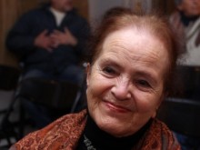 Почина Дора Бонева