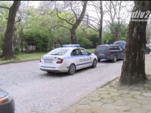Задържан е мъж със солидно количество тютюн на оживено място в Пловдив
