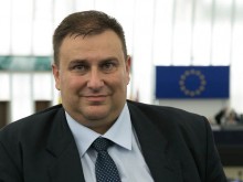Емил Радев: ЕНП настоява за цифрово зелено удостоверение и за хората с антитела срещу COVID-19