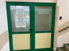 Асен Костов се търкалял по пода от болка след втора игла на "Модерна"
