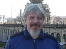 Проф. Витанов: Пазете се, ваксинирайте се и си живейте живота