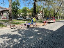 Продължават ремонтите на паважните настилки в район "Западен"