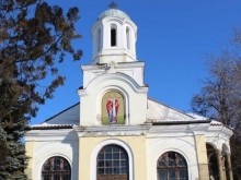 Синът на бивш полицай е намерен мъртъв в двора на църква