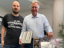 Помните ли ги? Фенклубът на Локо изненада ветерани, оставили незабравима следа в историята на "черно-белите"