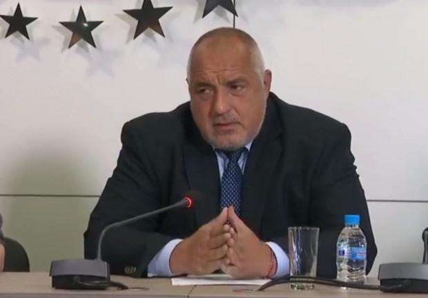 ГЕРБ даде извънреден брифинг по актуалните политически процеси в България