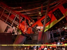 Трагедия: Надлез рухна в Мексико и взе жертви