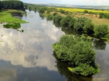 Зловеща находка: Намериха труп във водите на река Янтра