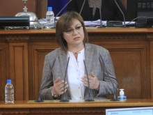Нинова: Единствено ние не се отказахме от нито едно свое обещание