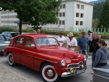 Цените на автомобилите под наем за абитуриентските балове удариха тавана
