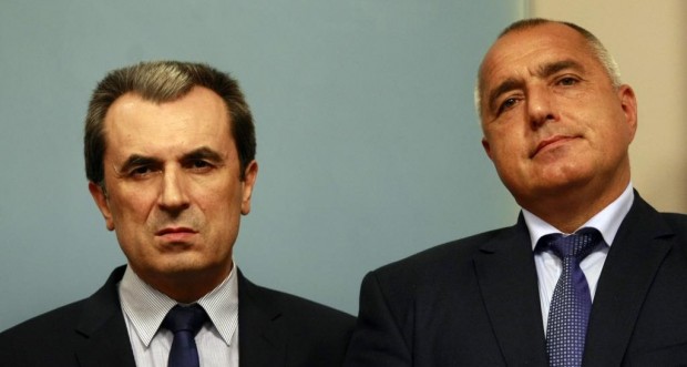 Българските премиери с интервюта в специалния брой на L Europeo