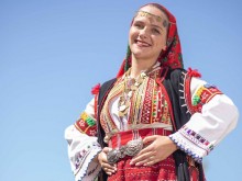 III-тото издание на национален проект "Аз съм българка!" с премиера в Пловдив