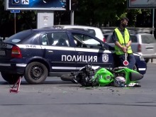 Инцидент с моторист в Пловдив, вижте първи кадри от мястото