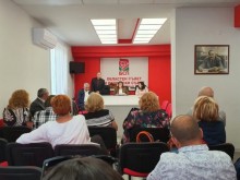 Нинова: Преди година и половина победихме ГЕРБ, и сега можем да го направим