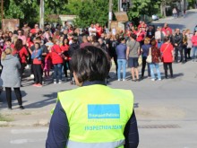 Даряват знаци за опасно кръстовище в Добрич