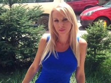 Спомняте ли си "волната пеперуда" на попфолка. Вижте я сега