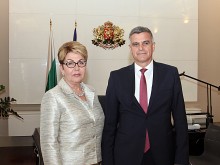 Премиерът Янев се срещна с руския посланик у нас