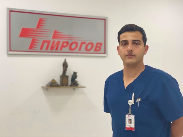 Д-р Кирил Сурчев от пет месеца ръководи един от ваксинационните екипи в