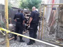 В тежко състояние е пострадалият работник, всички свидетели са в полицията