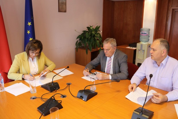 “БСП за България подписа споразумение за общи политики и общо