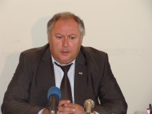 Петър Петров инвестира 500 000, готов е да спечели кметското място