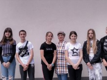 В ОУ "Стоян Михайловски" посрещат празничния 24 май с престижни литературни отличия