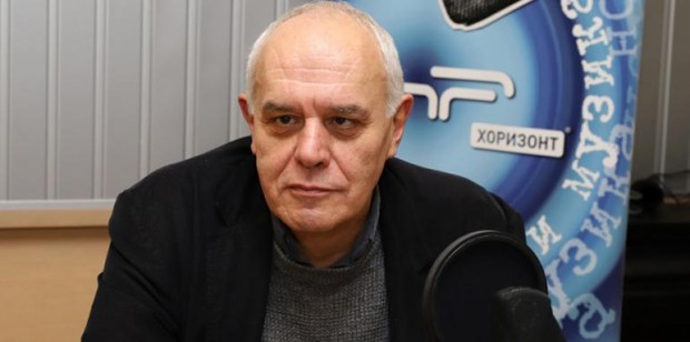 БНР Румен Радев ще запази позицията на предишния парламент спрямо Северна